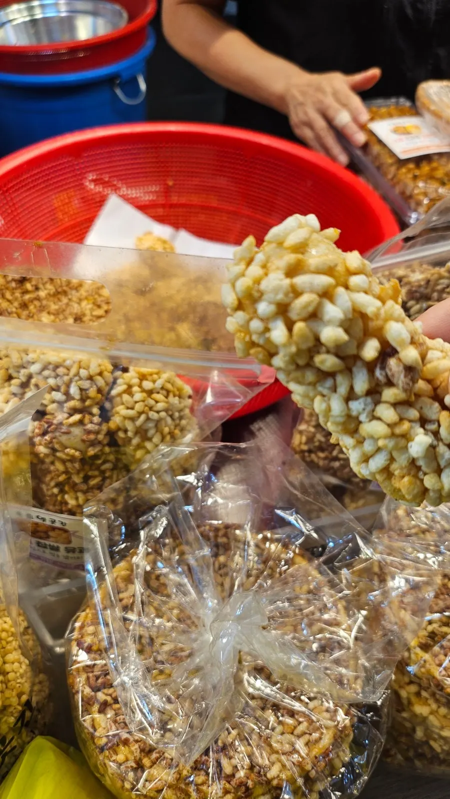 Sampling handmade snacks at Sokcho Yetgokgan