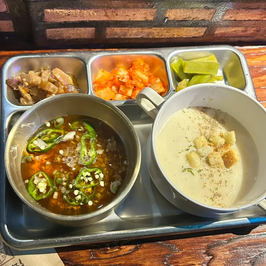 Table set up ahead of time thanks to a Naver Reservation