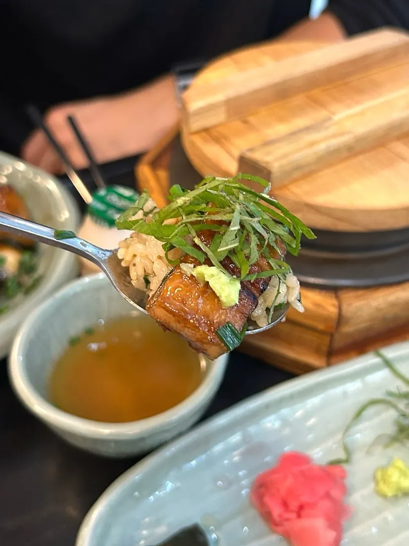 Mountain leek and pickled ginger side dishes served with eel pot rice