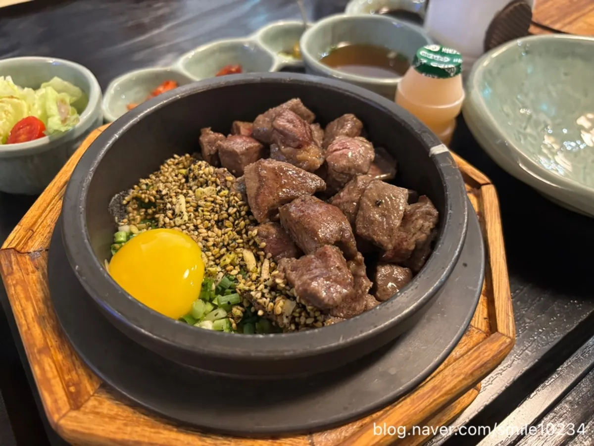 고기 2배로 변경한 스테이크 솥밥