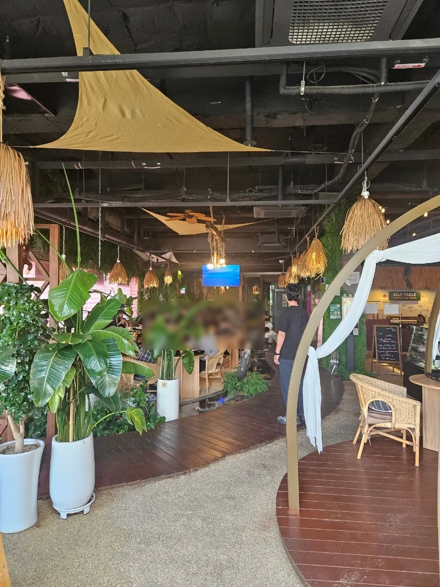 View near the indoor entrance of Someday Romance