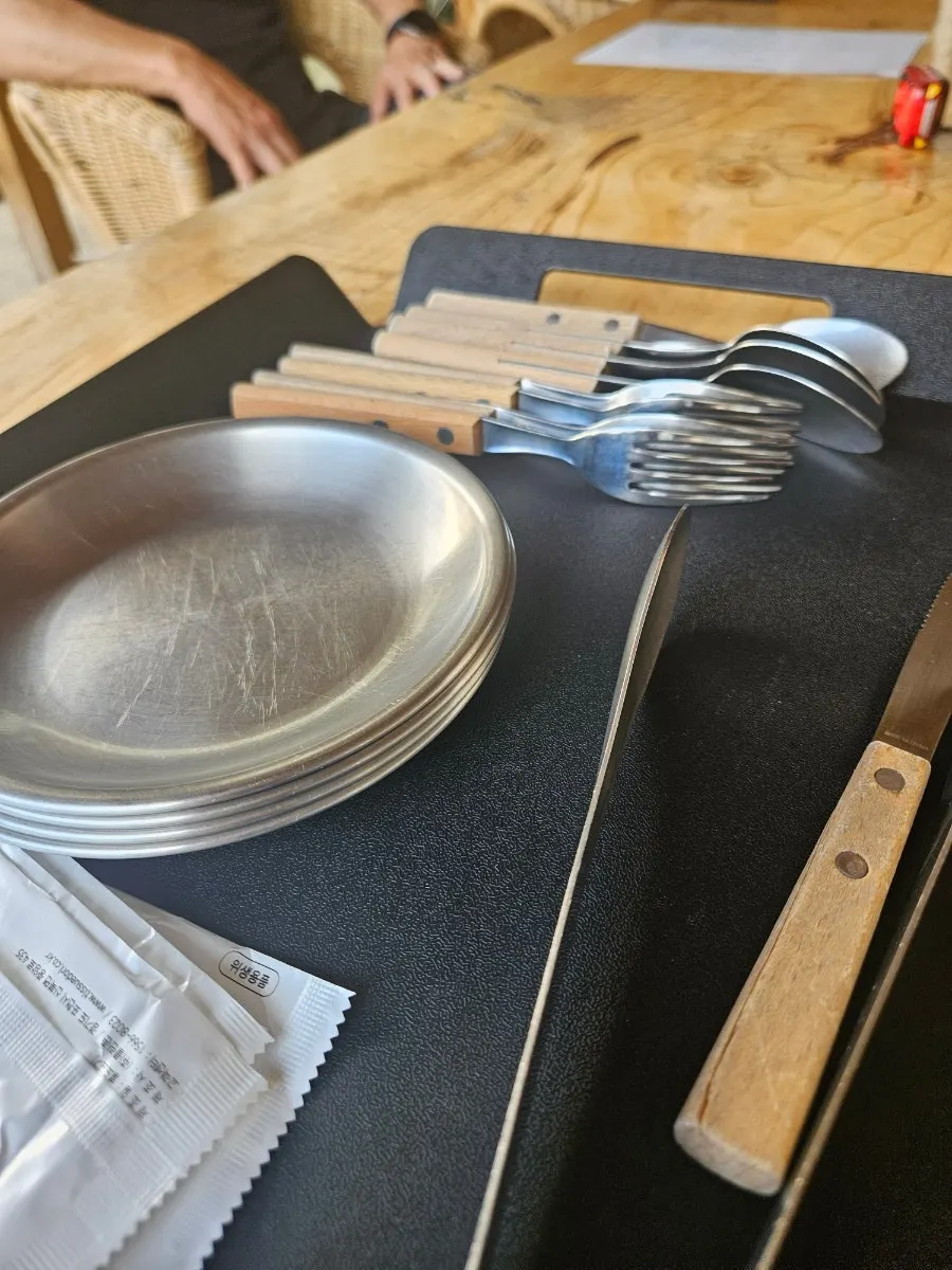Utensil tray set up for four people