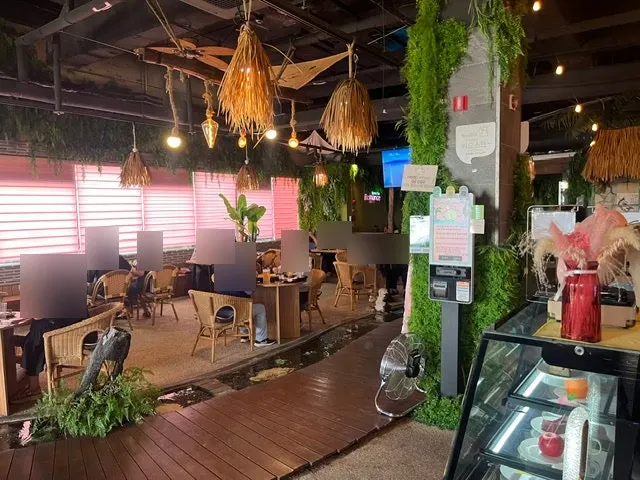 가로로 담은 썸데이로맨스 옥상 전경