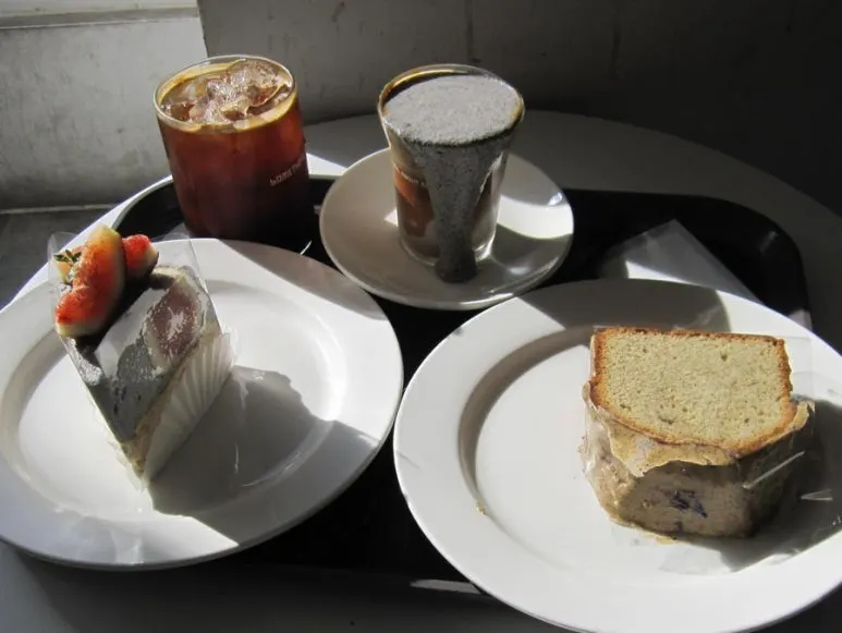 Four ordered drinks and desserts