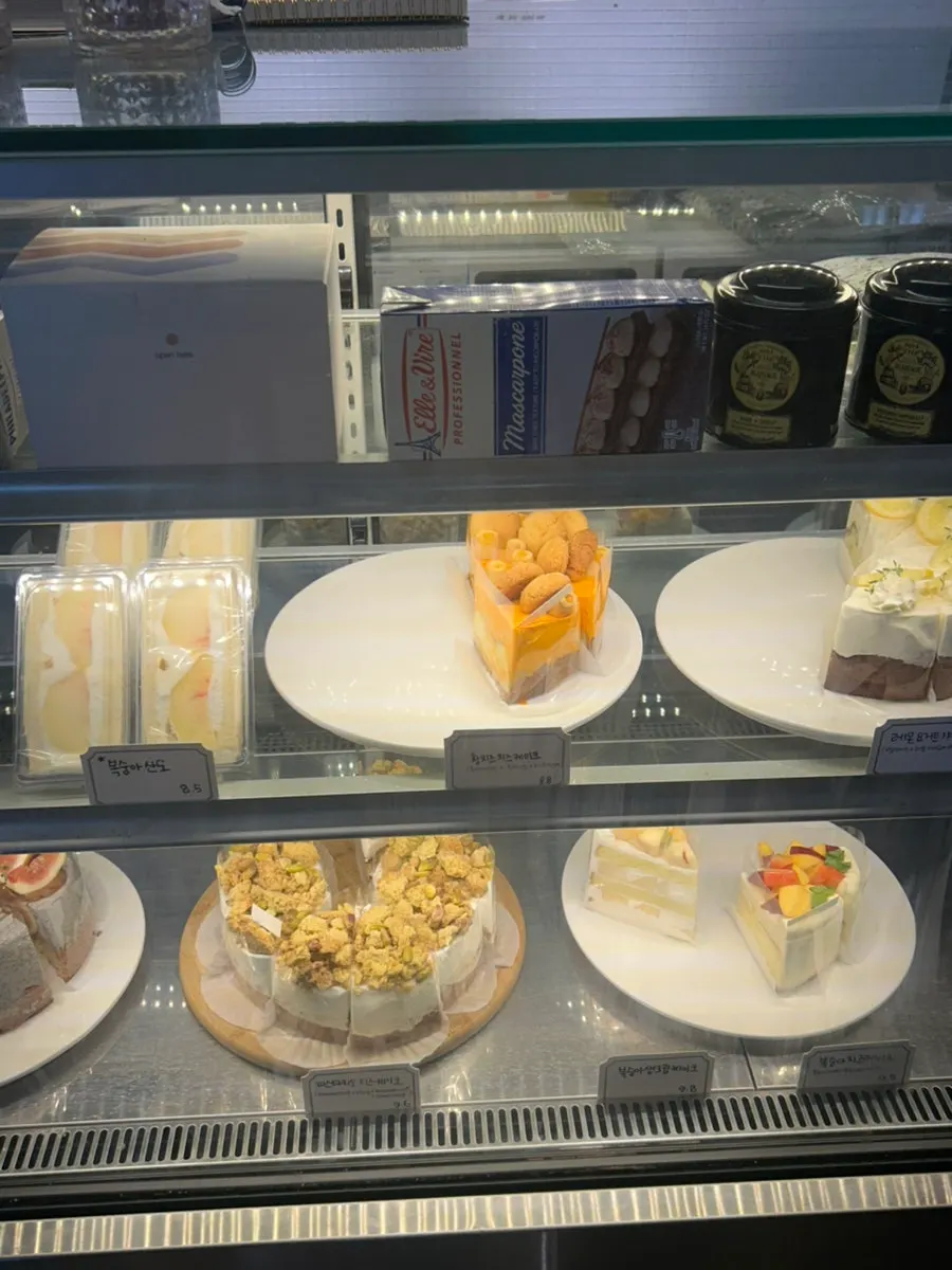 Showcase filled with fig-season cakes