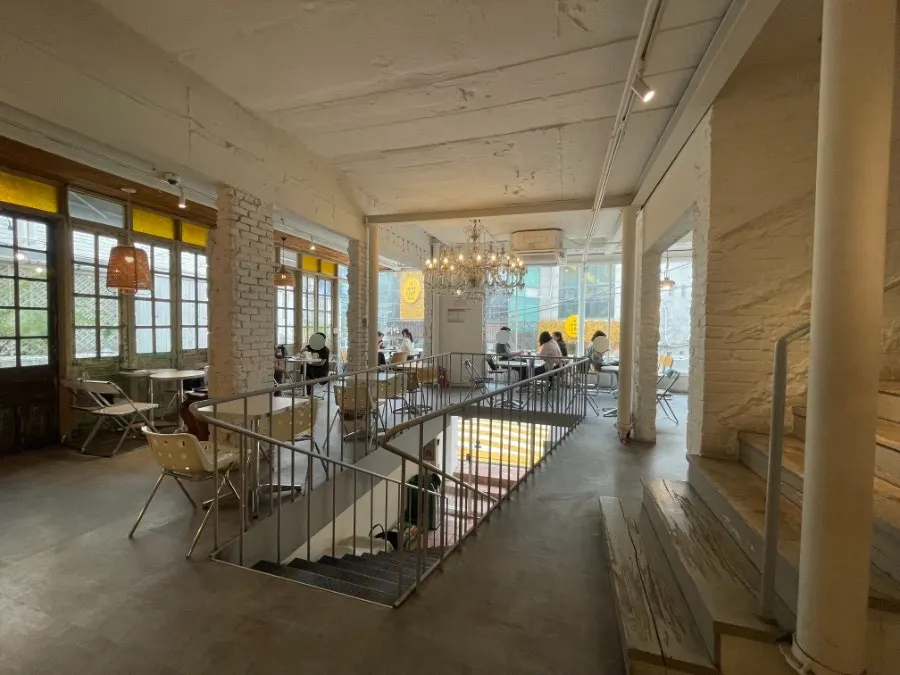 Order counter on the 2nd floor of Something About Coffee