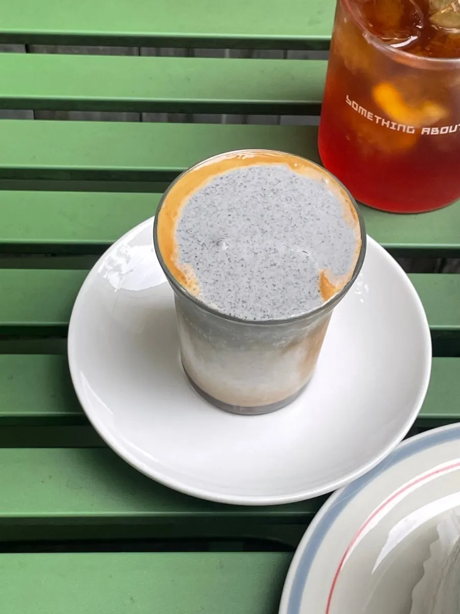 Grapefruit honey black tea and dessert plate