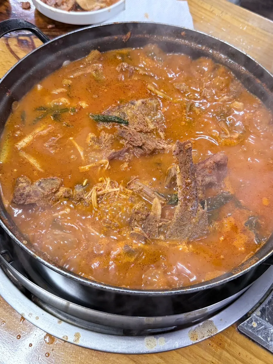 Gamjatang pot with reduced broth