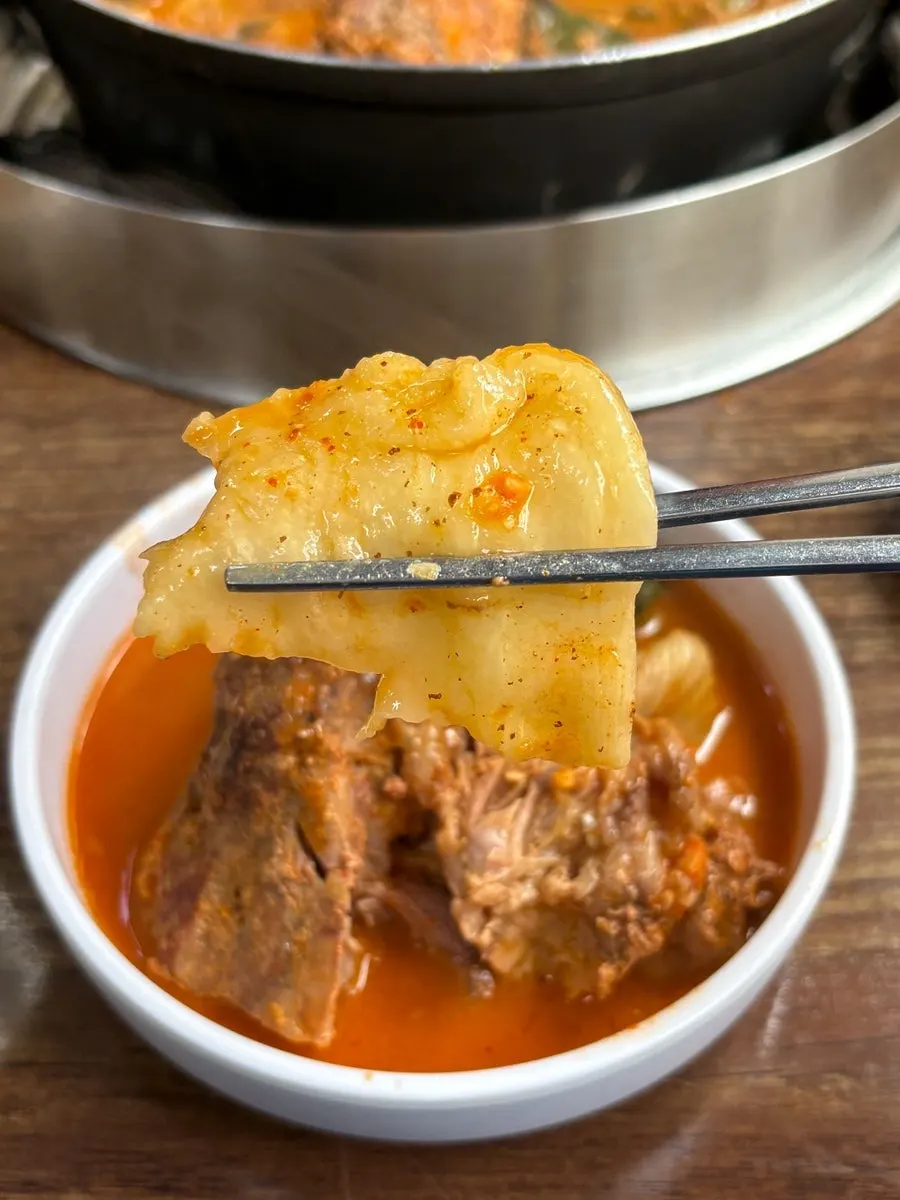 The pot still hearty and full toward the end of the meal