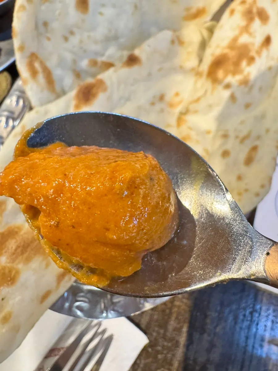 토마토와 크림 풍미의 버터카레