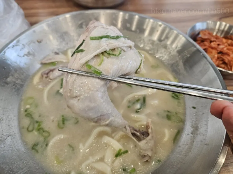 Kalguksu noodles in the milky broth