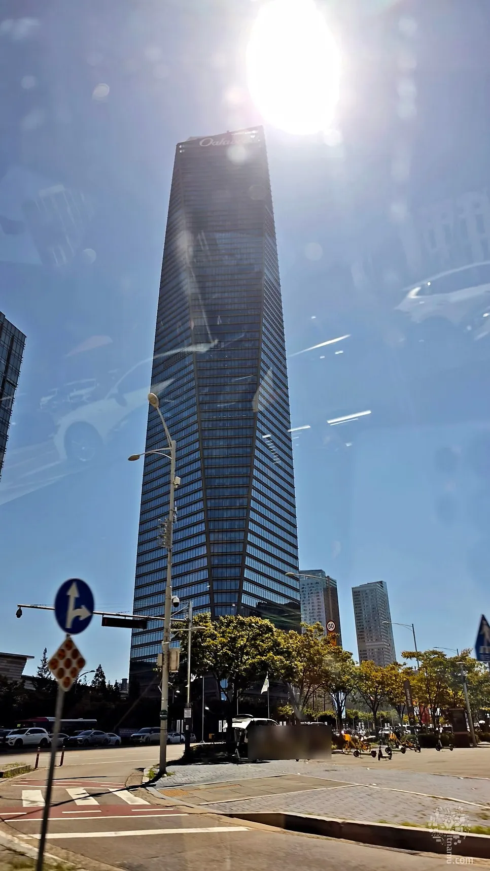 Heading to Songdo after a filling lunch