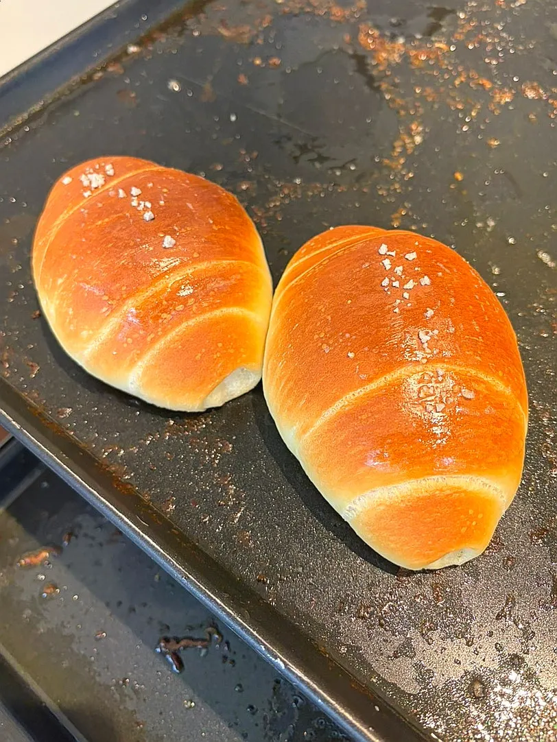 Cozy Bear's gift box for salt bread