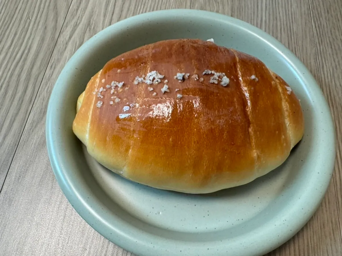 Cover photo of Cozy Bear, a salt bread café in Songdo