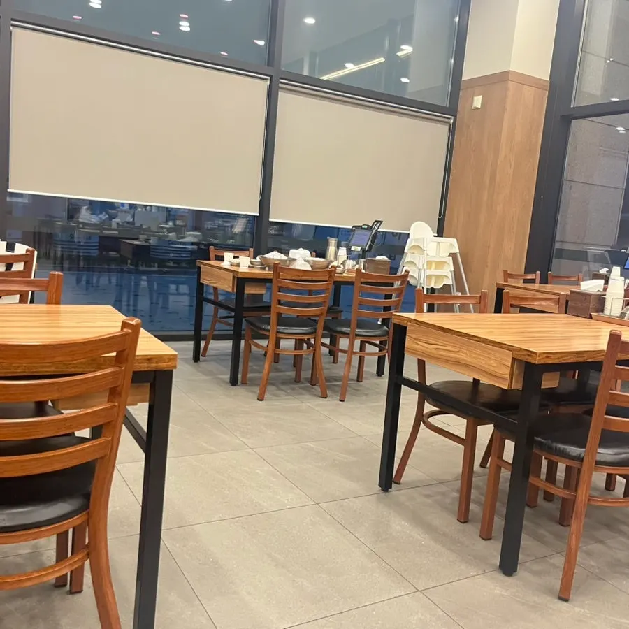 푸짐한 닭칼국수 점심 한 끼