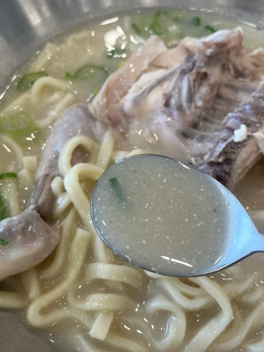 Sudu mencedok kuah ayam biji perilla