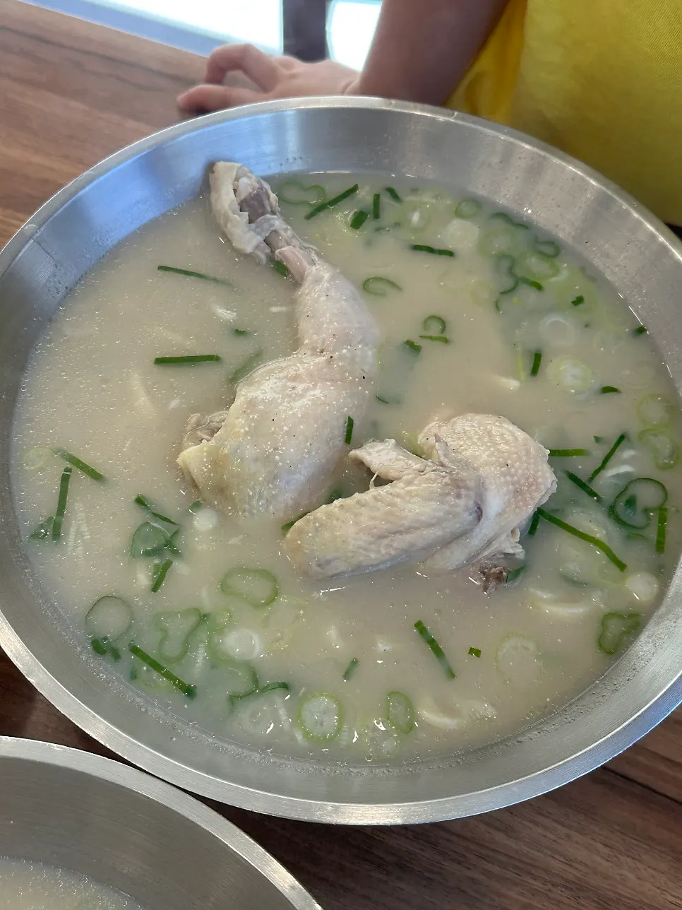 진한 닭육수 칼국수 관련 사진