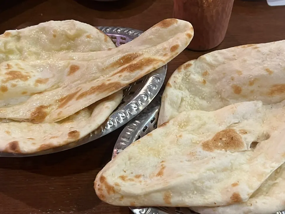 결이 보이는 갈릭난 클로즈업