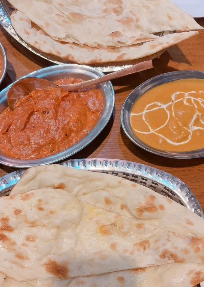 Plain, garlic, and butter naan