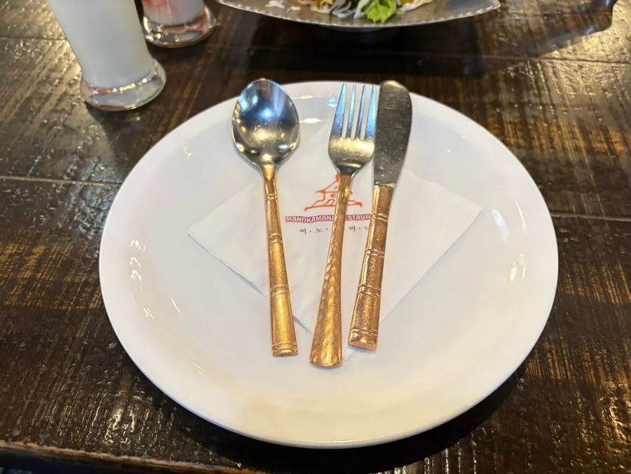 커다랗게 구워져 나온 난