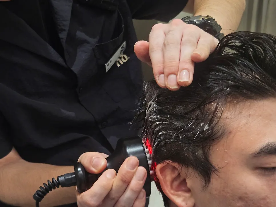 Aqua peeling process to refresh the scalp