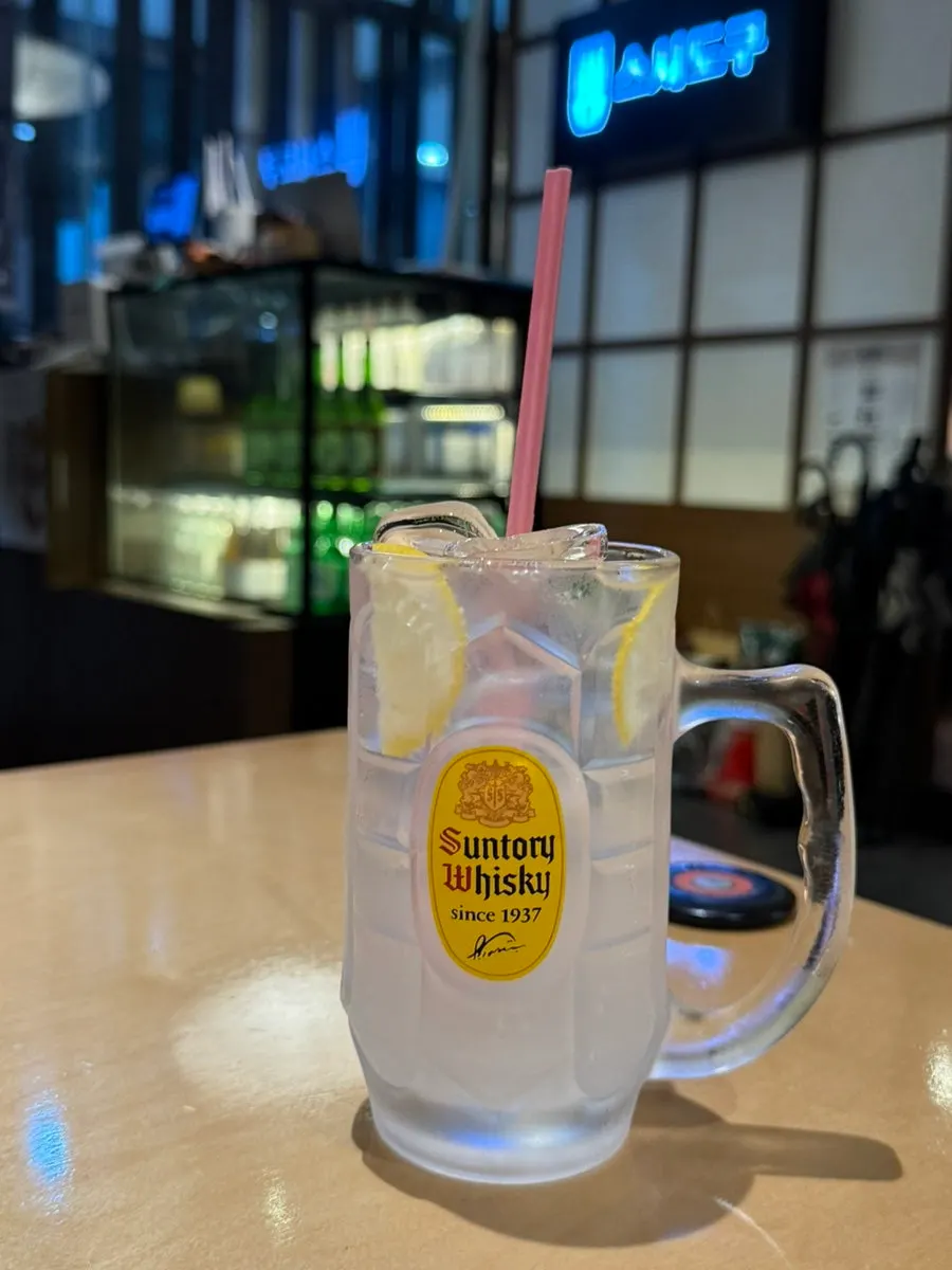 송도 가족외식 스시도쿠 방문 장면