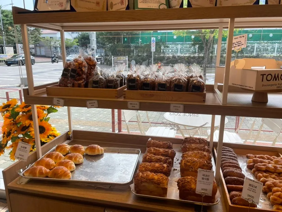 Display of kkwabaegi and donuts