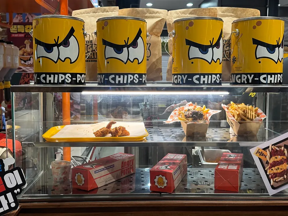 Food court connected to Triple Street