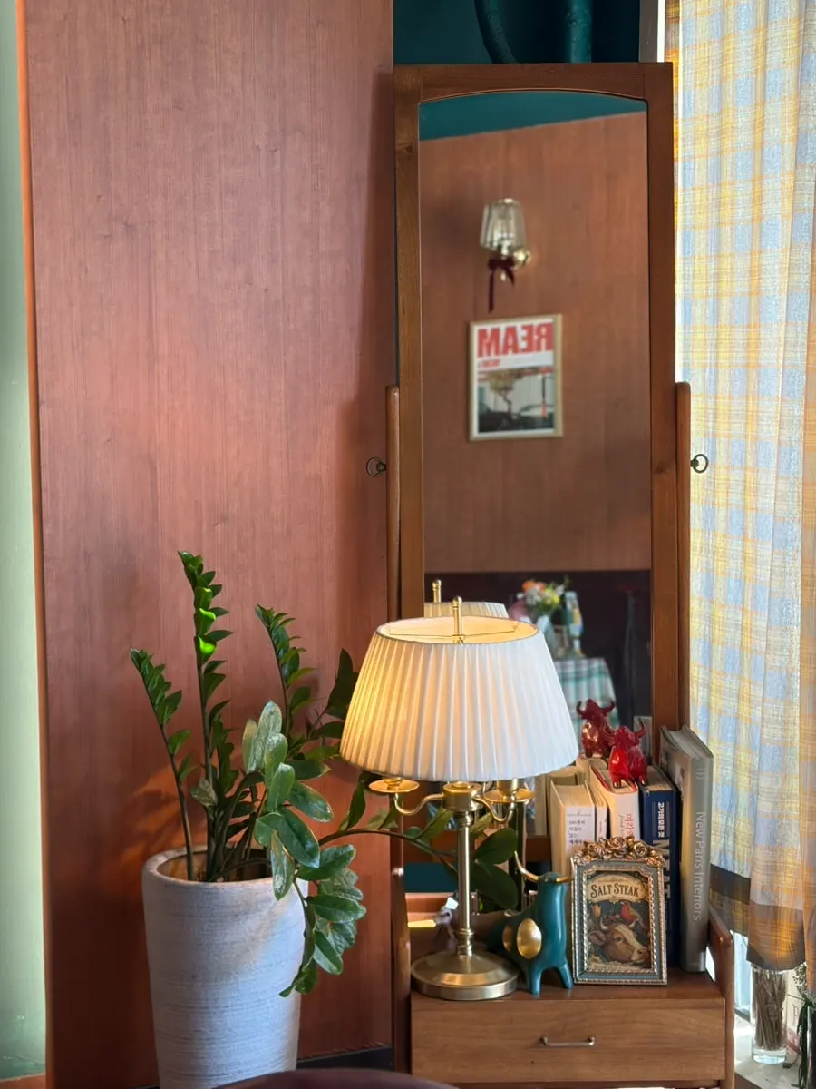 Classic interior in a green and brown color scheme