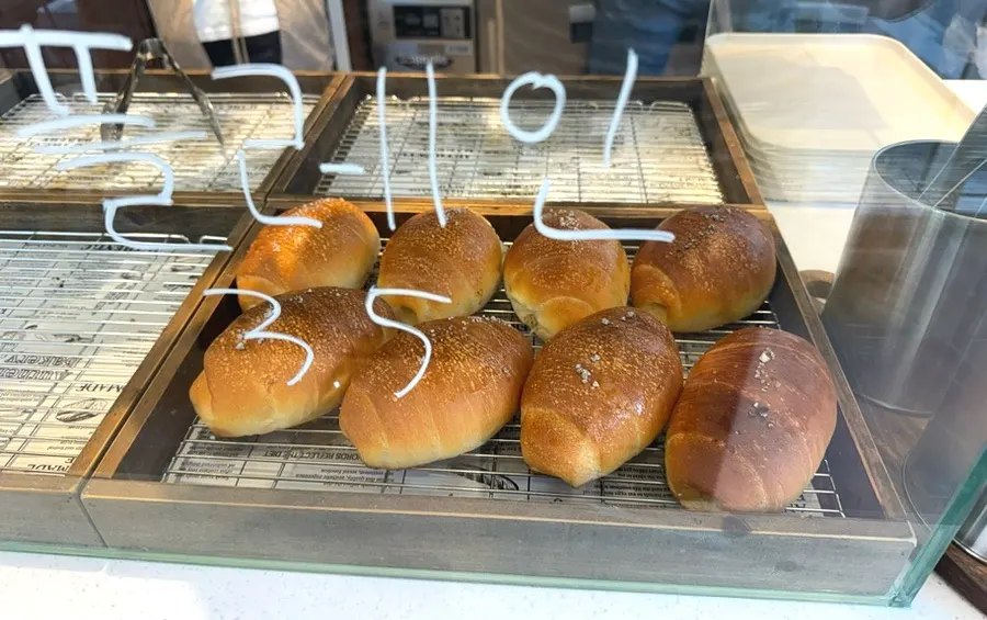 Cafe Cozy Bear salt bread varieties
