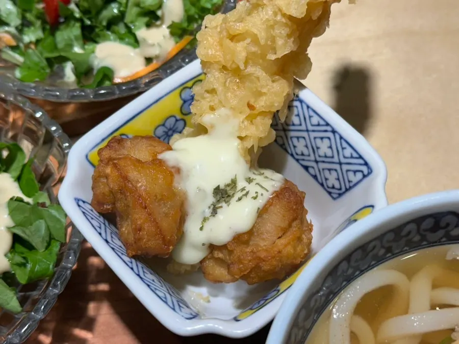 Chawanmushi, udon, salad and karaage side dishes