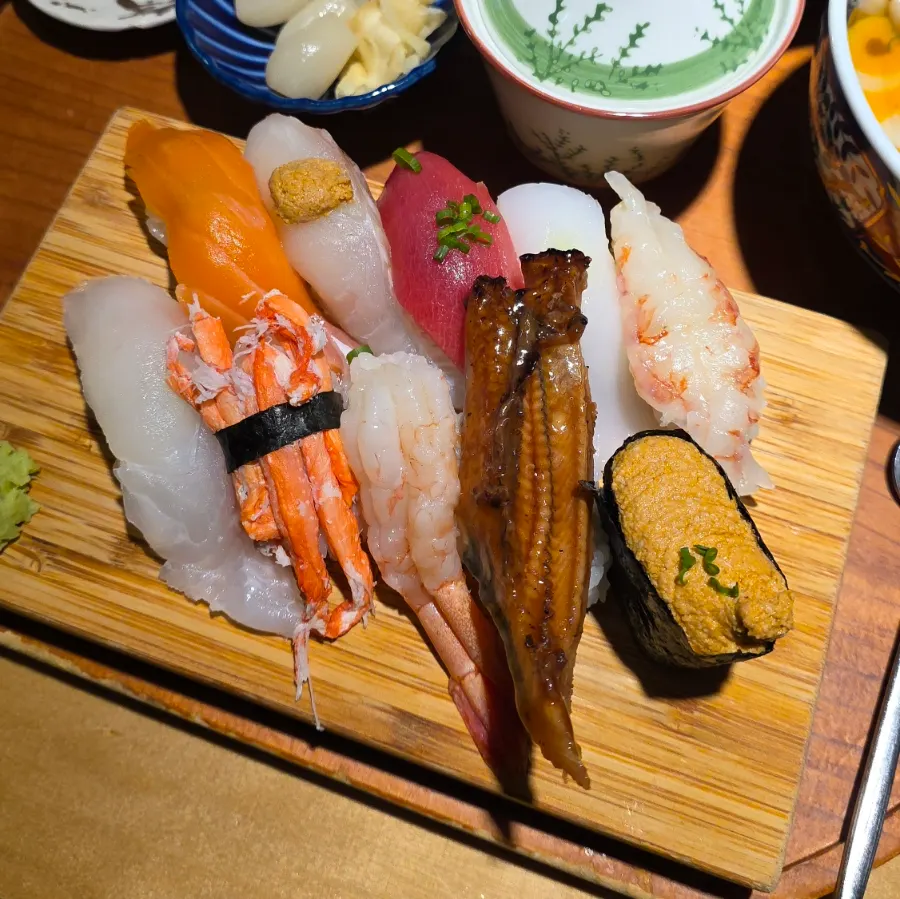 Sushi selection in the Premium Sushi Set Meal