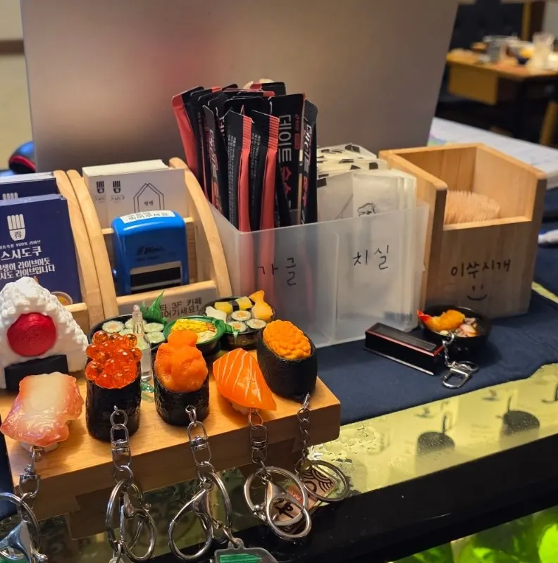Mouthwash, floss, and toothpicks at the payment counter