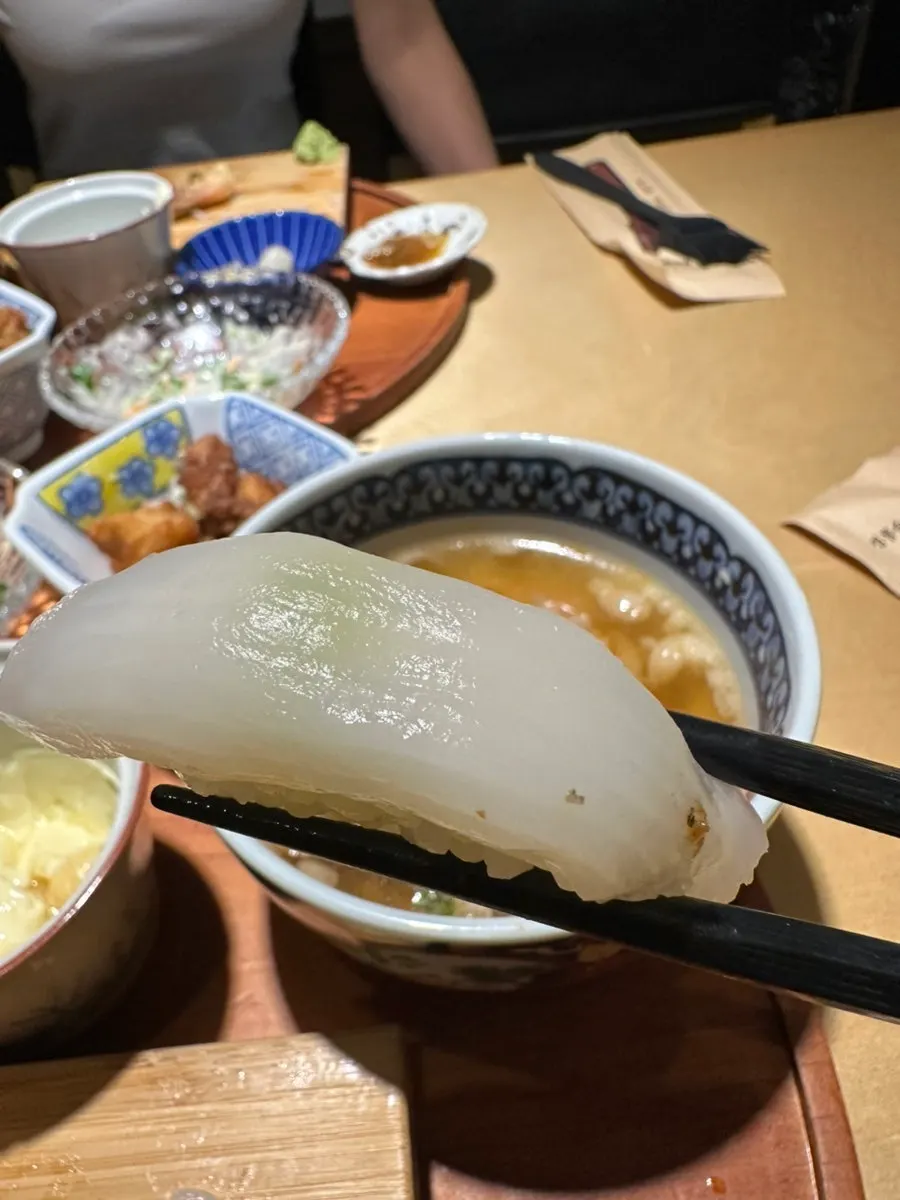 홍새우와 이카 스시