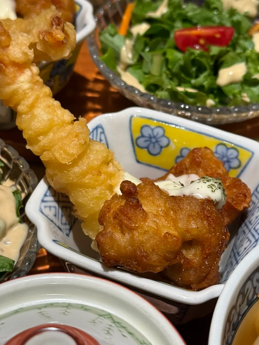 Fried shrimp with tartar sauce