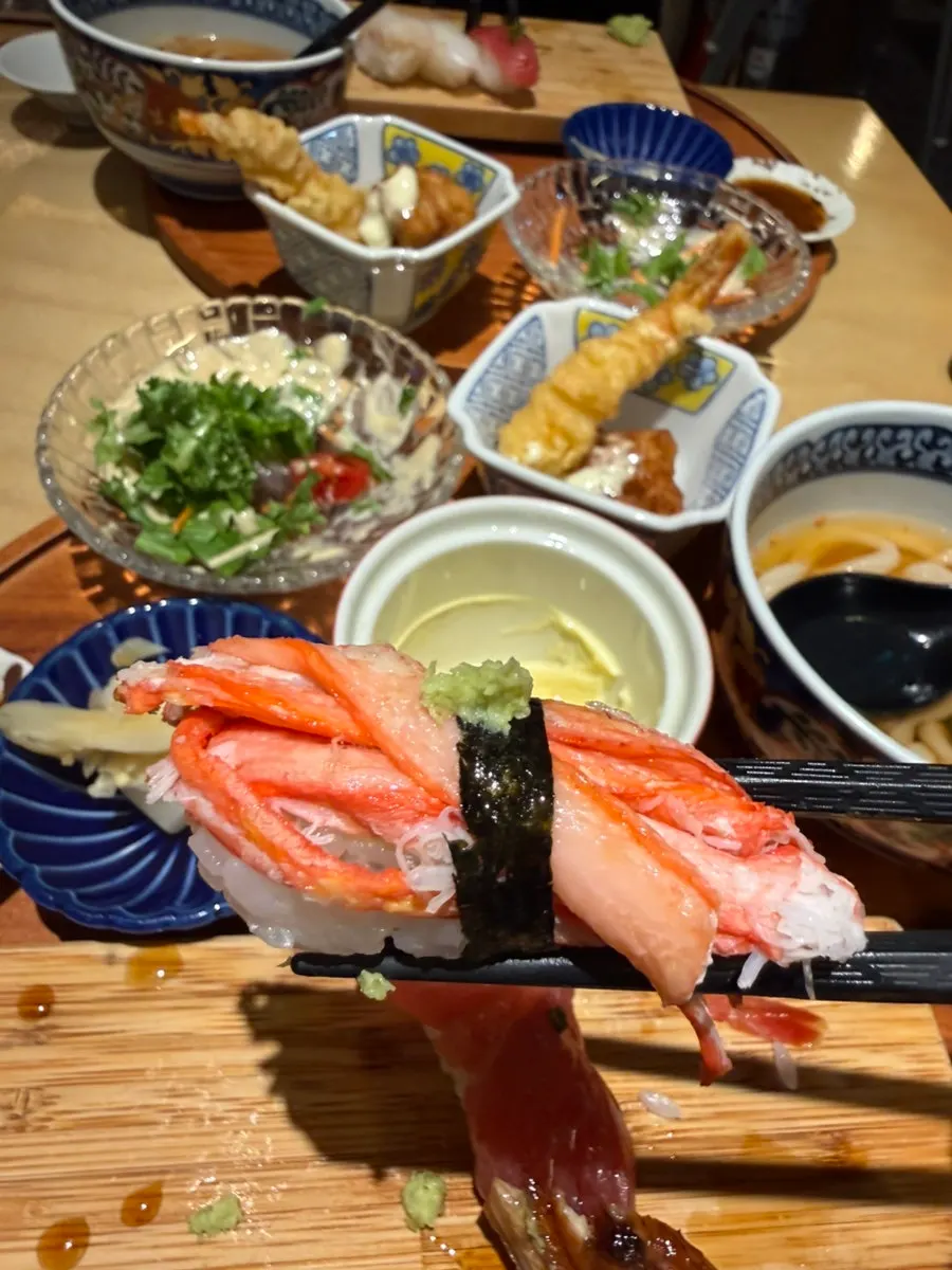 Close-up of the 10-piece sushi plate