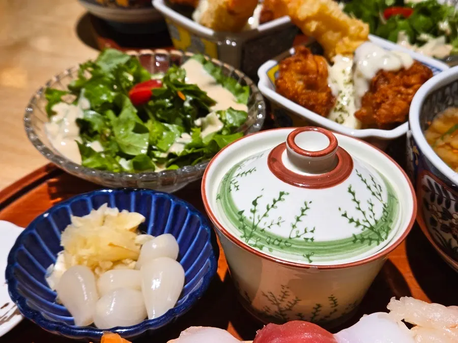 Japanese-style chawanmushi served with the set meal