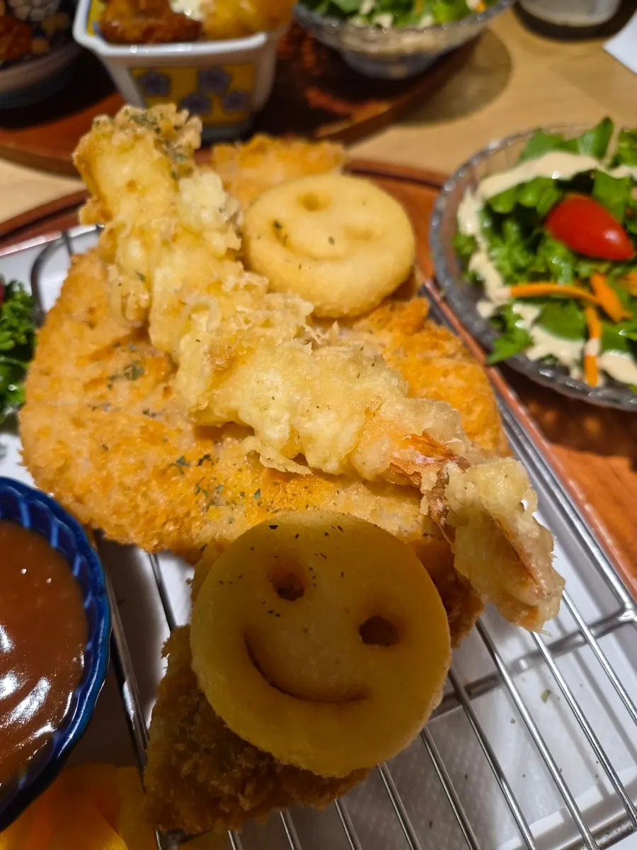 Large shrimp tempura included in the kids' set