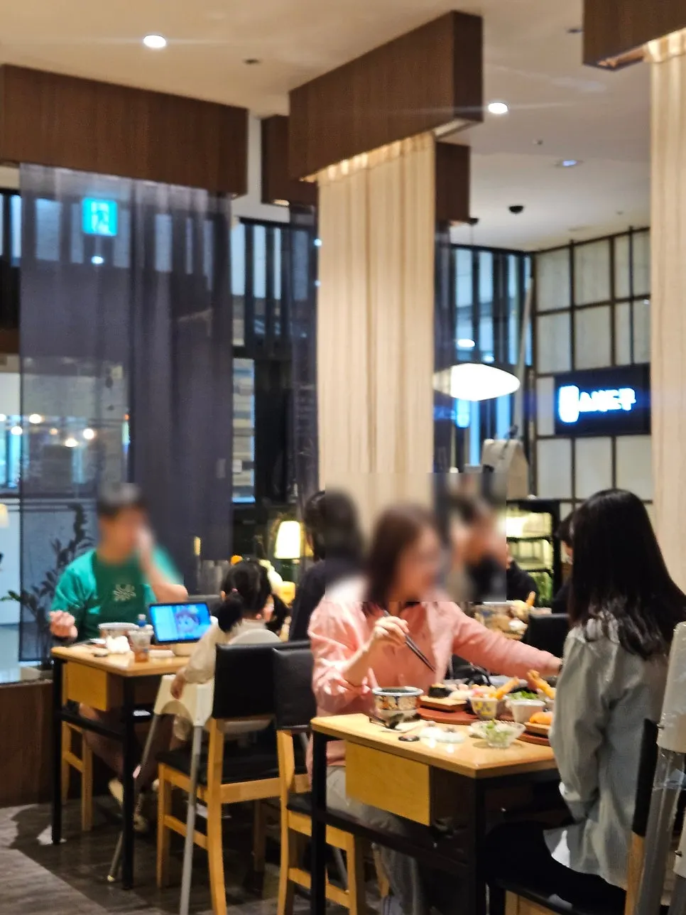 오네스타몰 2층 스시도쿠 더 송도 입구