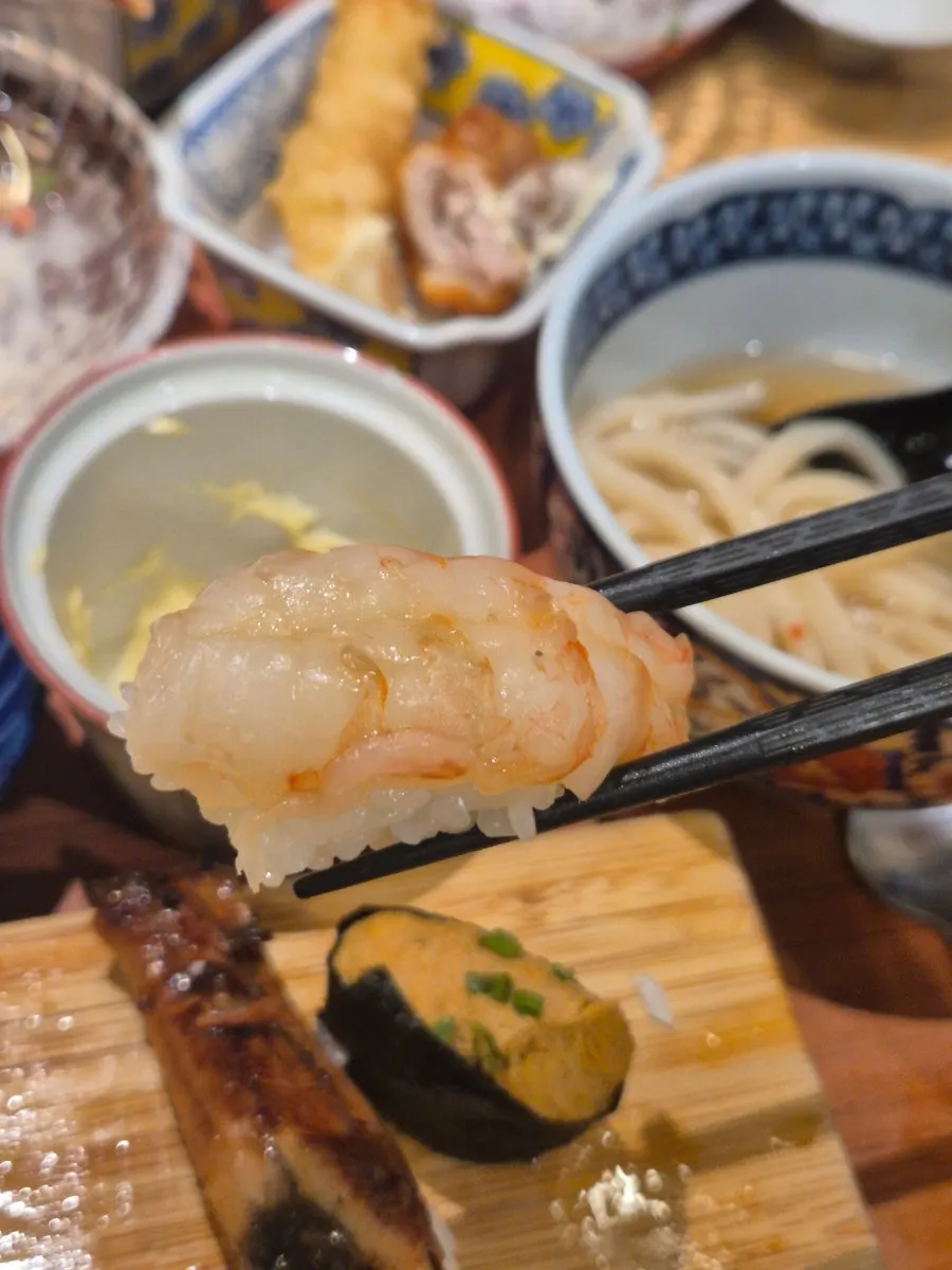 장어 스시와 안키모