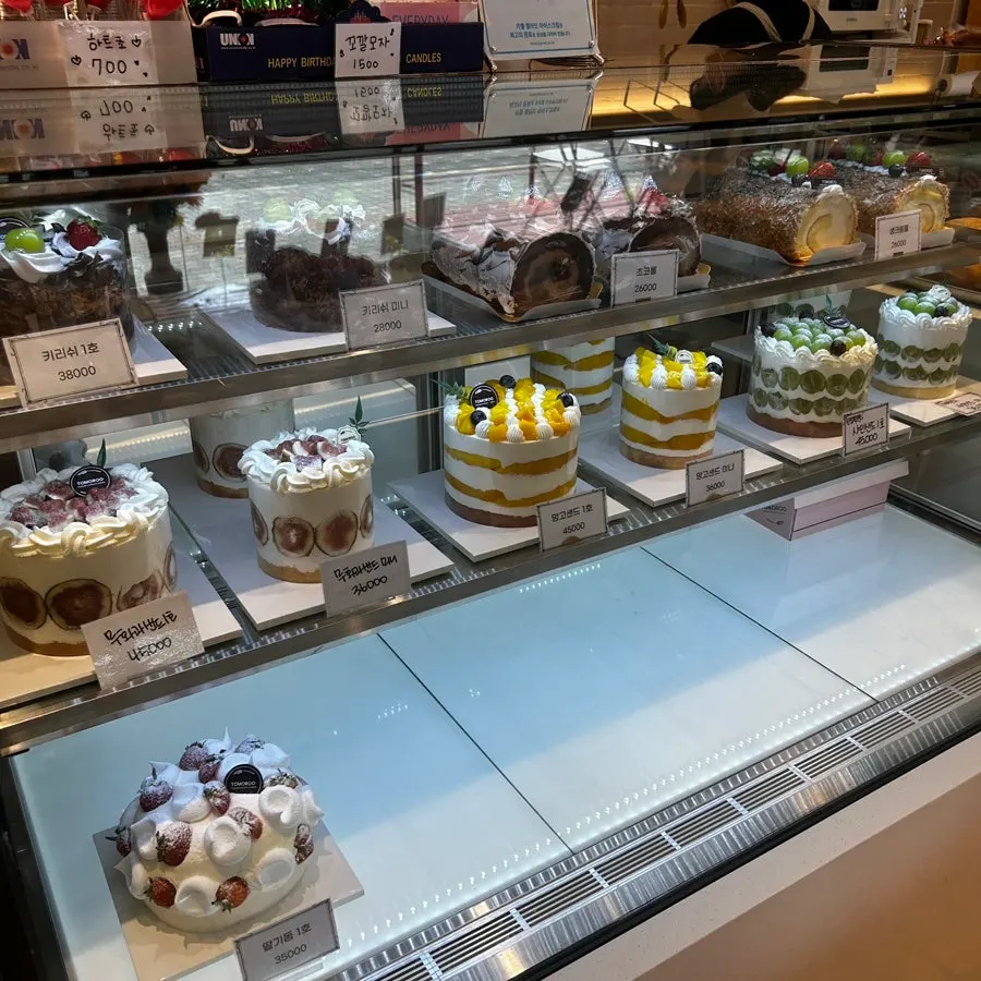 Cakes topped with fruit