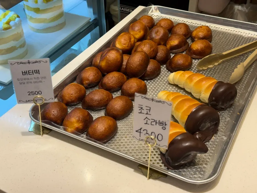 Bread-filled shelves inside the store