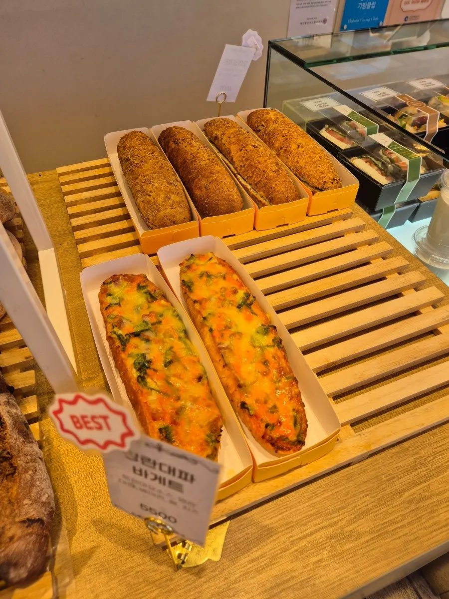 A bread display corner at Tomoru Bakery