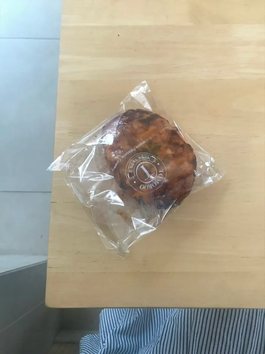 Tomoru Bakeryの明太子塩パン