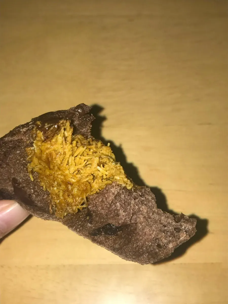 ピスタチオとカダイフが入ったドバイチョコバゲット