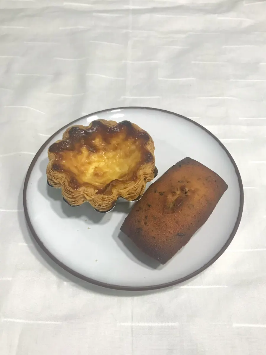 Tomoru Bakeryのエッグタルト