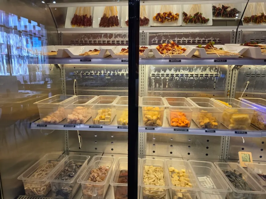 Topping corner at Sangsangcheom's self-bar