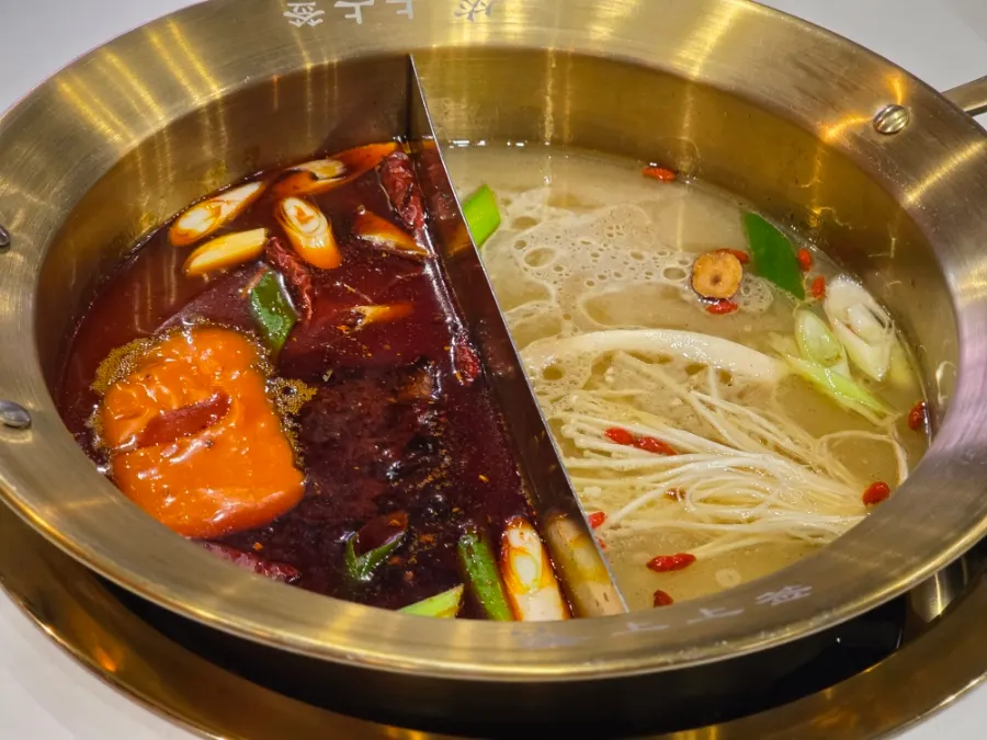 A plate of Sangsangcheom's guobaorou