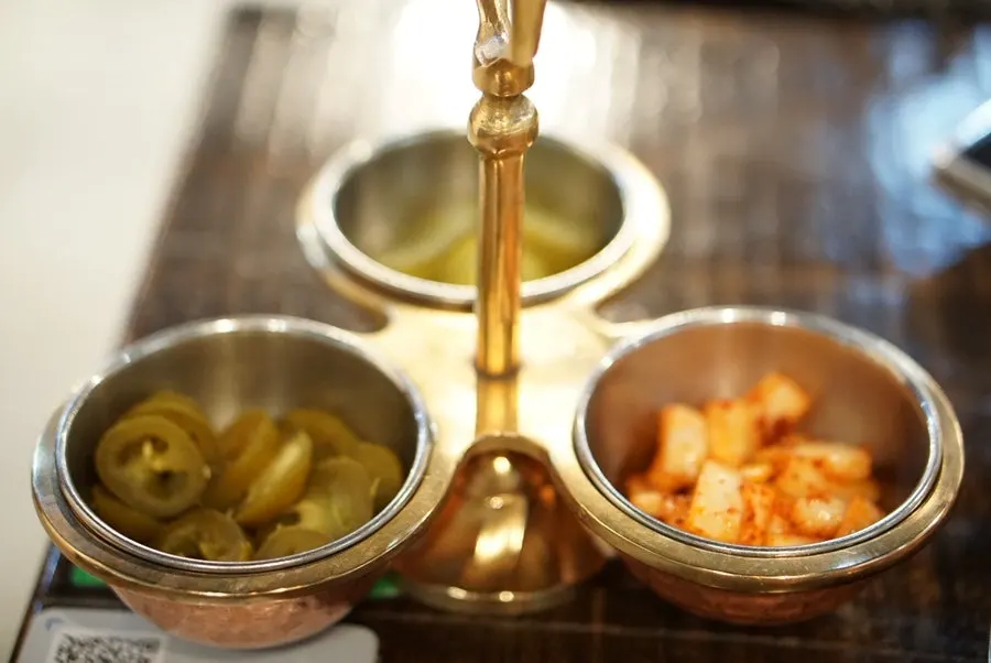 머노까머나 2호점 테이블 세팅