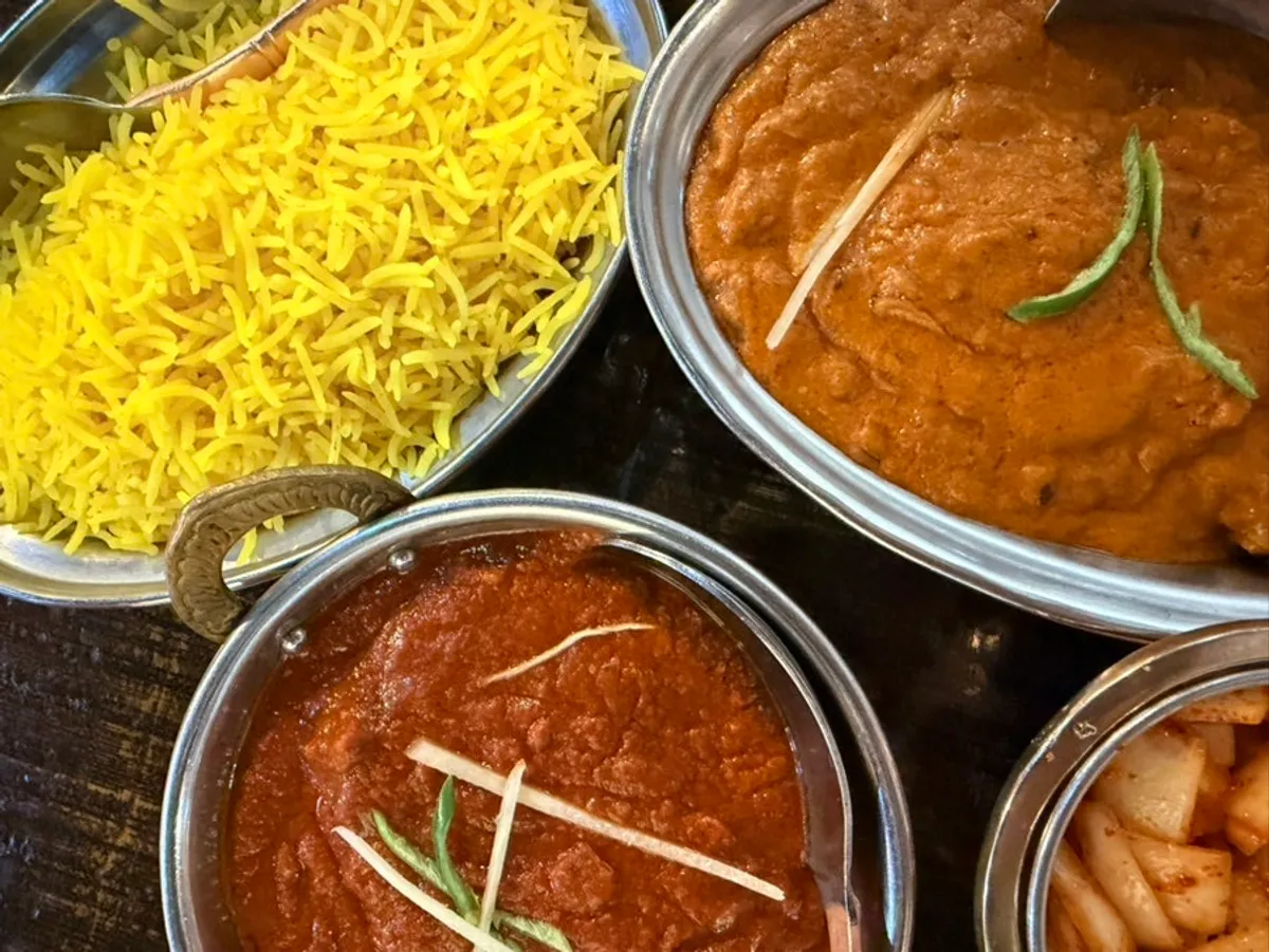 커리와 난, 바스마티 라이스 2인 상차림